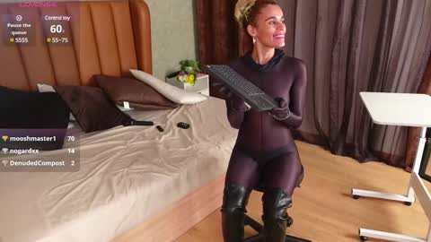 Snapshot of alexa_duque34 chatting on 03.09.25 Alexa online show from 03.09.25