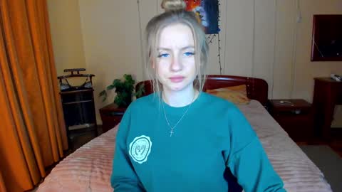 Snapshot of alexa_glory chatting on 02.02.25 Alexa online show from 02.02.25