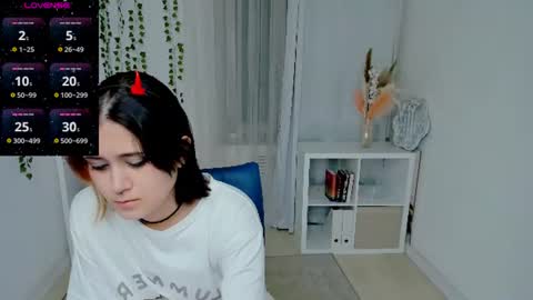 Snapshot of alexa_lexi chatting on 06.19.26 alexa_lexi online show from 06.19.26
