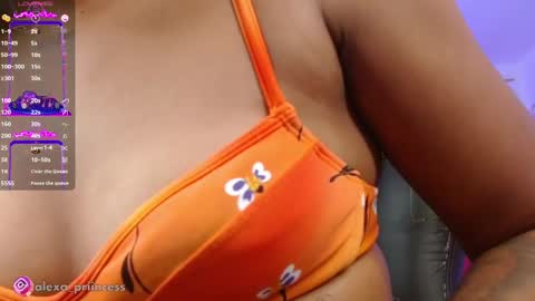 Snapshot of alexa_priincess chatting on 02.10.25 online show from 02.10.25