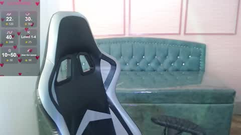 Alexandra online show from 11.05.25