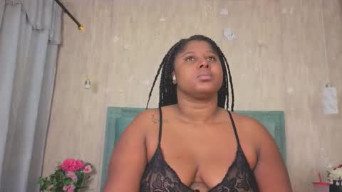 Snapshot of alexa_roussee chatting on 11.18.25 Alexa online show from 11.18.25