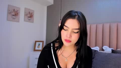 Snapshot of alexa_thaylor_ chatting on 12.31.24 Alexa Thaylor online show from 12.31.24