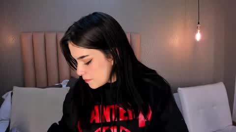 Snapshot of alexa_thaylor_ chatting on 01.16.25 Alexa Thaylor online show from 01.16.25