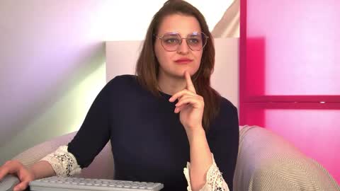 AlexaAvery online show from 05.20.26