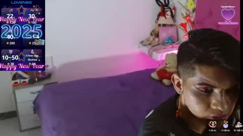 Snapshot of alexafontana chatting on 01.28.25 Alexa Fontana online show from 01.28.25