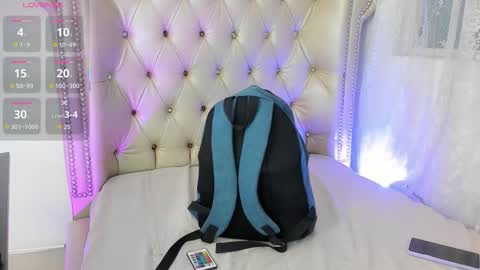 Snapshot of alexafoxy18 chatting on 10.01.25 ALEXA online show from 10.01.25