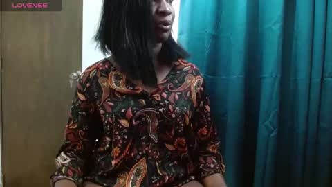 Snapshot of alexagons chatting on 02.12.25 alexagons online show from 02.12.25