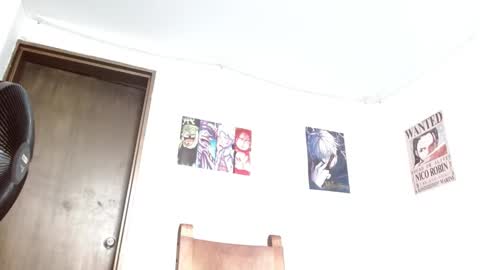 Snapshot of alexagons chatting on 03.08.25 alexagons online show from 03.08.25