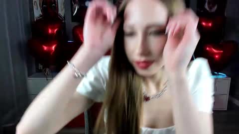 Snapshot of alexaharmon chatting on 02.14.25 AlexaHarmon online show from 02.14.25