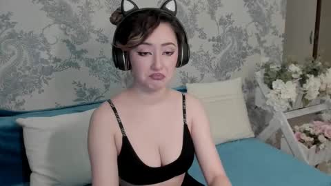 AlexaJang online show from 02.26.25