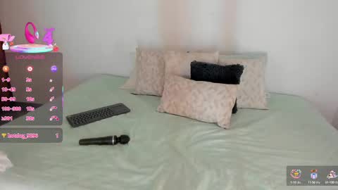 Alexandra Castillo online show from 10.08.25