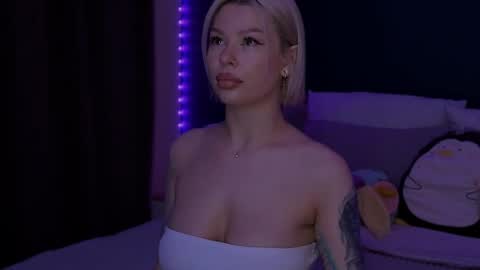 Alexa Mason online show from 04.27.26