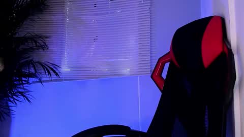 Alexander Diaz online show from 10.17.25