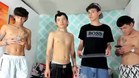 Snapshot of alexandluke1 chatting on 12.12.24 chicos hot online show from 12.12.24