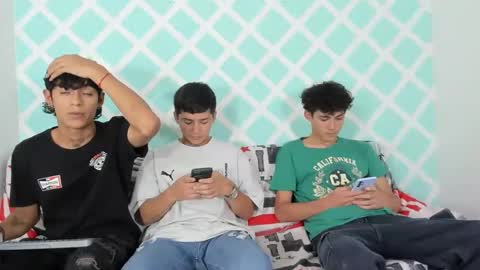 Snapshot of alexandluke1 chatting on 12.14.24 chicos hot online show from 12.14.24