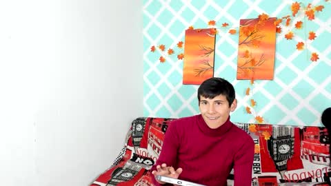 Snapshot of alexandluke1 chatting on 02.11.25 chicos hot online show from 02.11.25