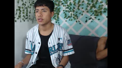 Snapshot of alexandluke1 chatting on 09.25.25 chicos hot online show from 09.25.25