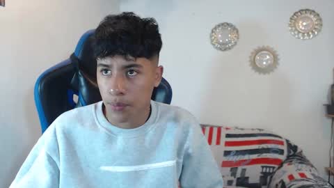 chicos hot online show from 10.23.25