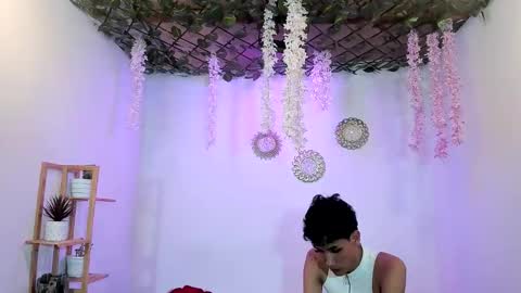 chicos hot online show from 03.10.26