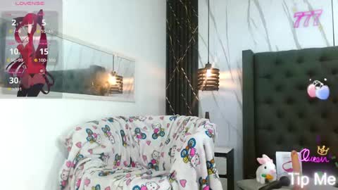 Snapshot of alexandra_castle chatting on 07.12.26 MAMASITA online show from 07.12.26
