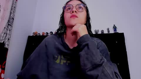 alexandra clauss online show from 02.15.26