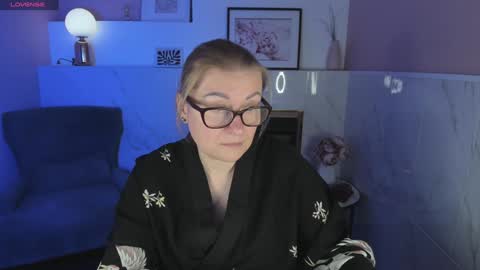 Alexandra online show from 01.03.25