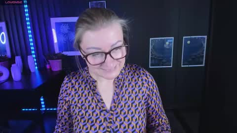 Alexandra online show from 02.22.25