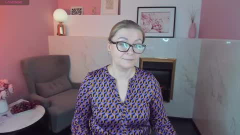 Alexandra online show from 02.25.25