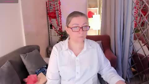 Alexandra online show from 02.22.26