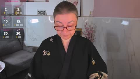 Alexandra online show from 04.12.26