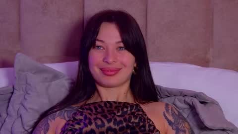 AlexandraBloom online show from 03.10.25