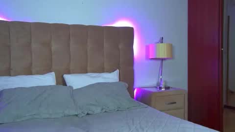 AlexandraBloom online show from 11.09.25