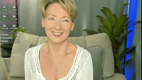 Snapshot of alexandrafix chatting on 07.28.26 Alexandra online show from 07.28.26