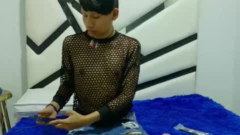 Alexandro online show from 10.31.25