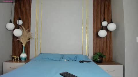 alexariot1 online show from 10.27.25