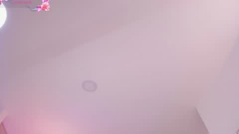 lexandra  online show from 12.10.24