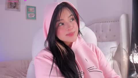 lexandra  online show from 02.11.25