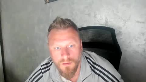 Snapshot of alexboy2022 chatting on 05.21.26 onlyfans..alexyno2022 online show from 05.21.26