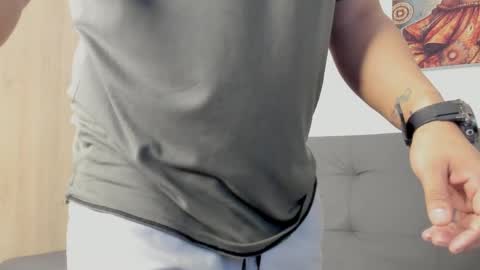 Alex  online show from 04.17.26