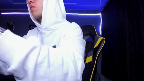 alexgiraldo__ online show from 10.29.25