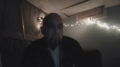 Snapshot of alexhorton85 chatting on 11.03.25 Rev2end online show from 11.03.25