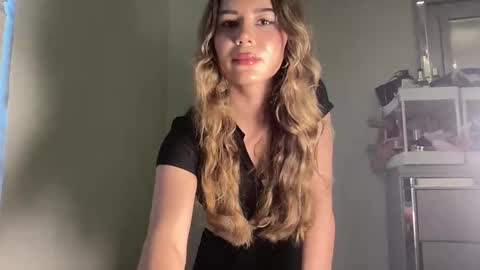 Snapshot of alexialovesyouu chatting on 11.11.25 Goddess Alexia online show from 11.11.25