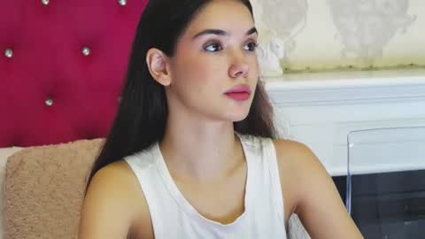 Snapshot of alexisdevine chatting on 06.29.26 alexisdevine online show from 06.29.26