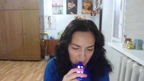 AlexisMillers online show from 10.22.25