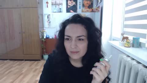 Snapshot of alexismillers chatting on 05.15.26 AlexisMillers online show from 05.15.26