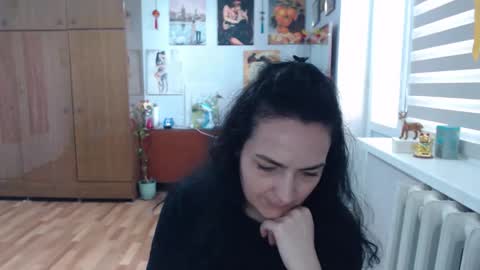 Snapshot of alexismillers chatting on 05.25.26 AlexisMillers online show from 05.25.26