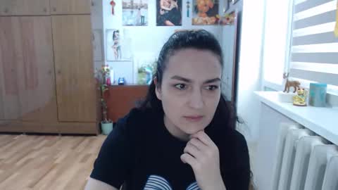 Snapshot of alexismillers chatting on 05.26.26 AlexisMillers online show from 05.26.26