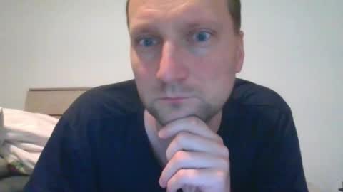 Snapshot of alexswitch8888 chatting on 12.15.25 Alex online show from 12.15.25