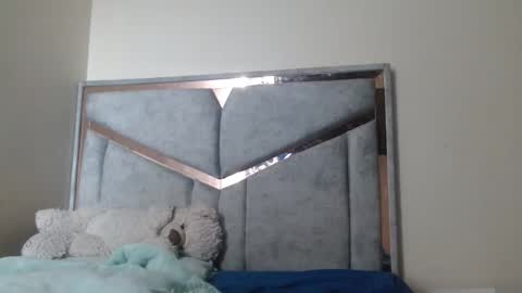 Snapshot of alexvsluisa chatting on 02.03.26 alex y luisa online show from 02.03.26